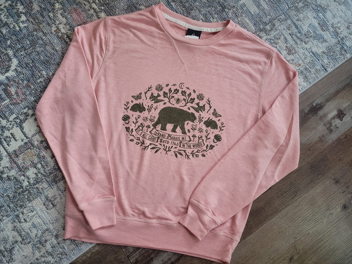 Antique rose crew sweatshirt