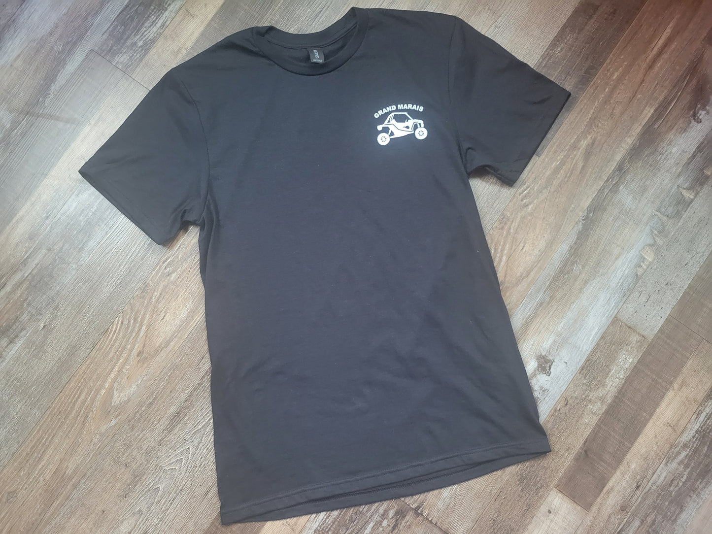 Crazy Eights side by side short sleeve