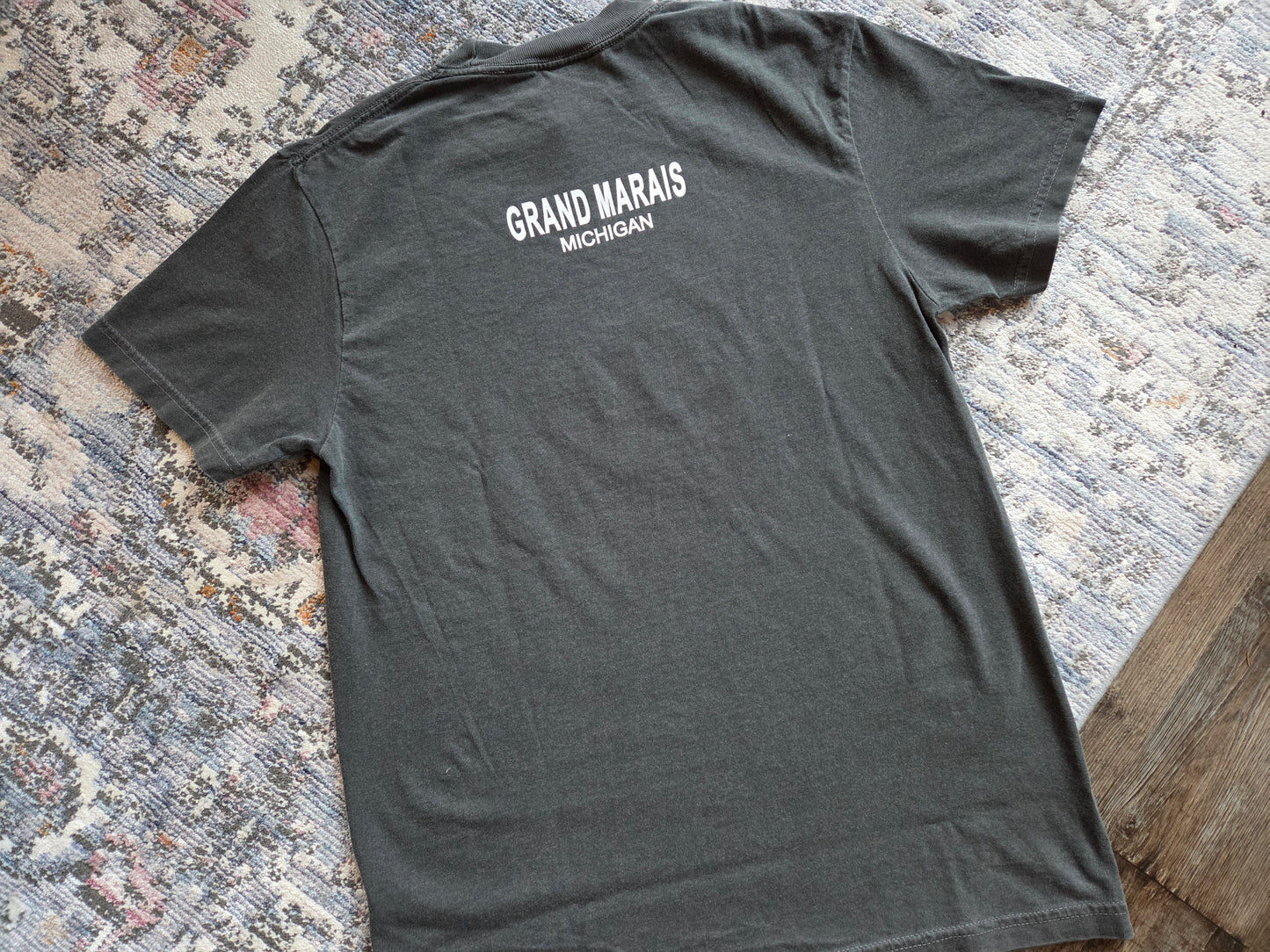 77 ends short sleeve gray