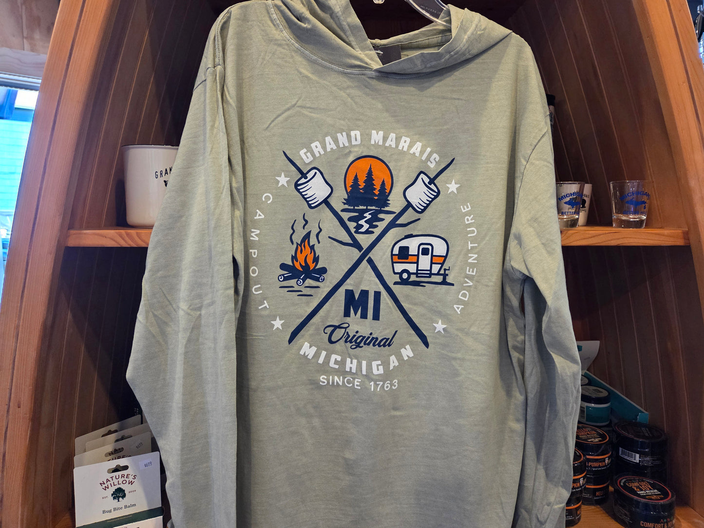 Apex long sleeve hooded shirt