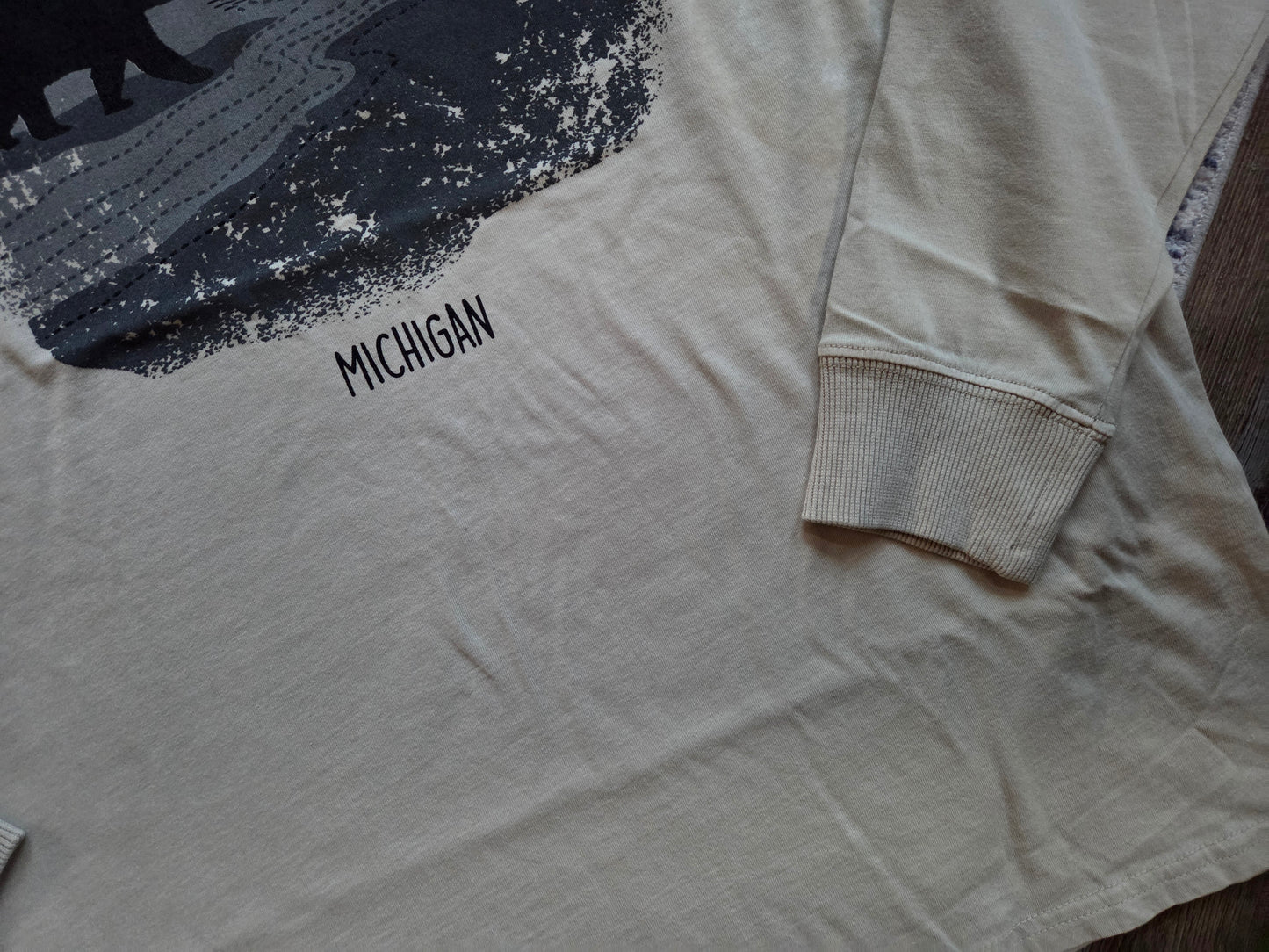 Long sleeve shirt