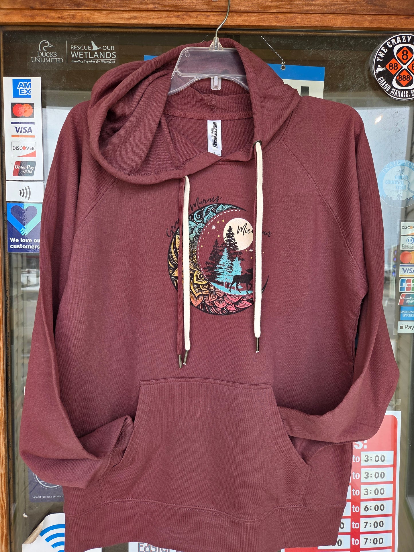 Lightweight hoodie - port color