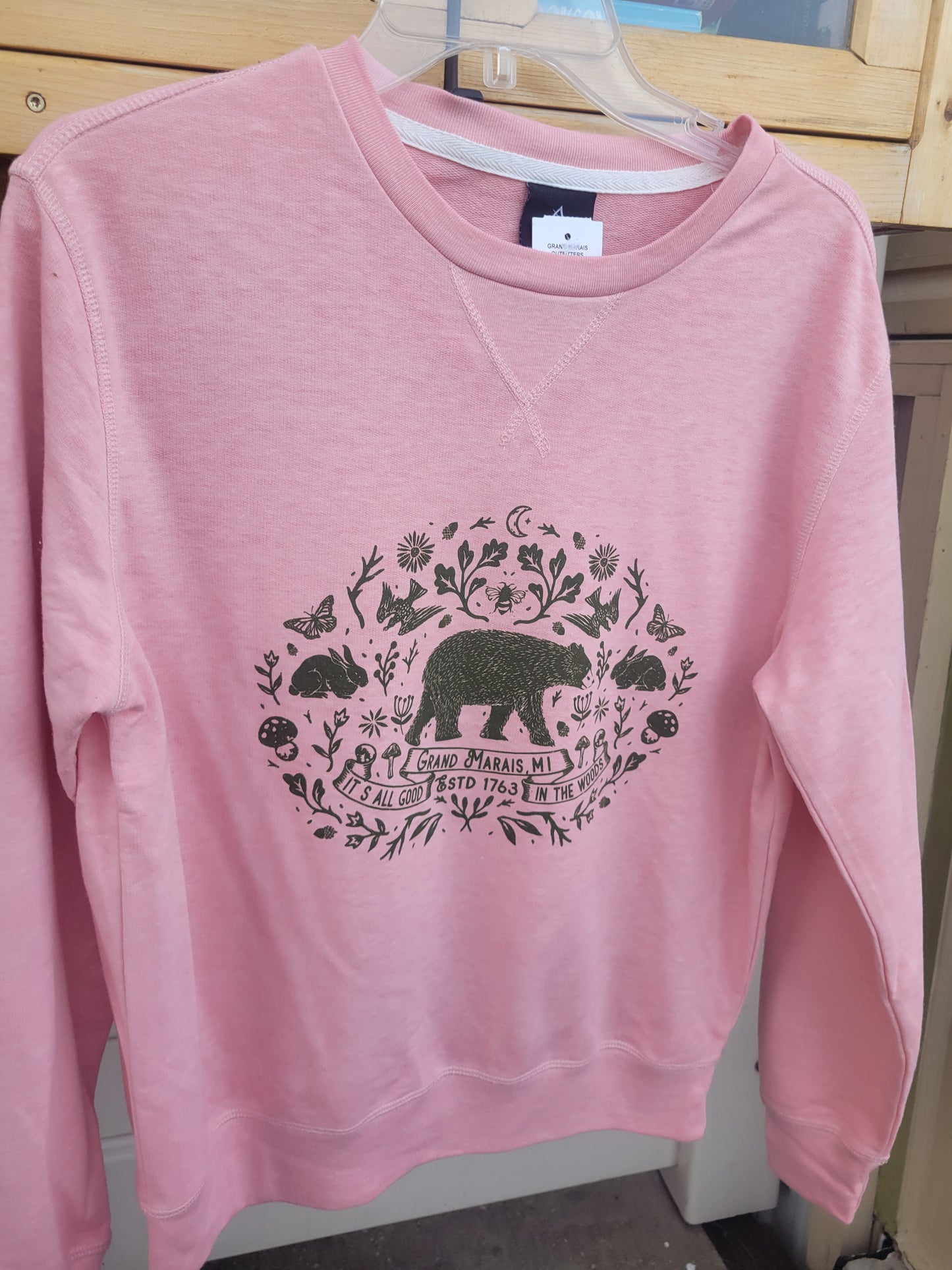 Antique rose crew sweatshirt