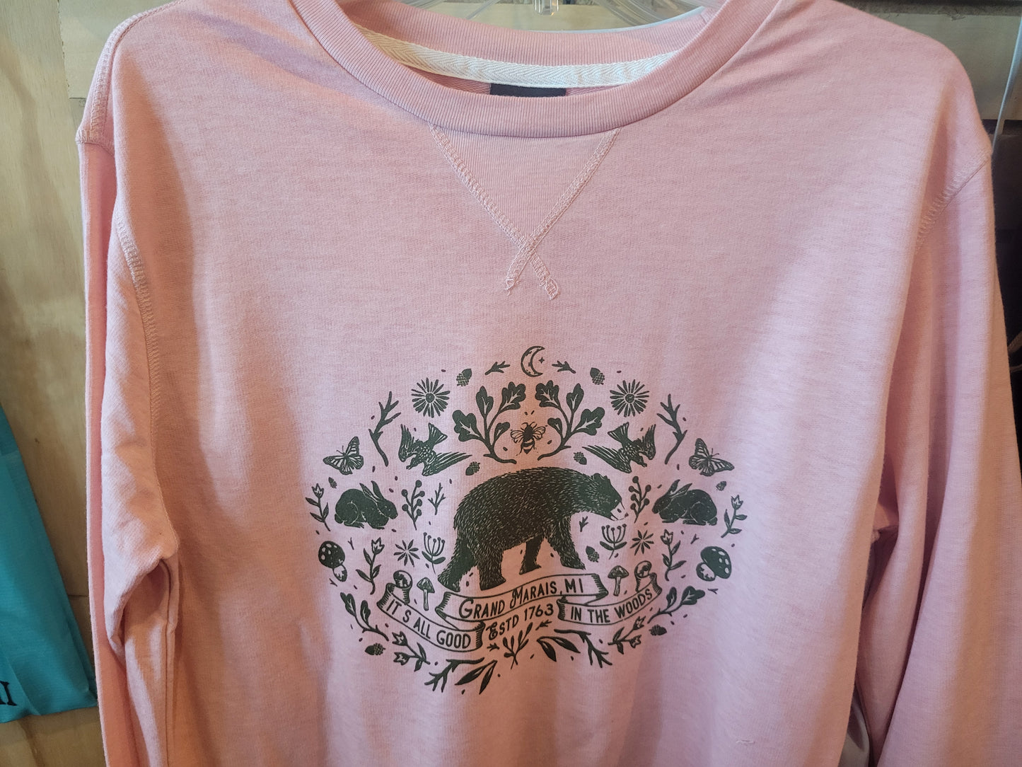 Antique rose crew sweatshirt