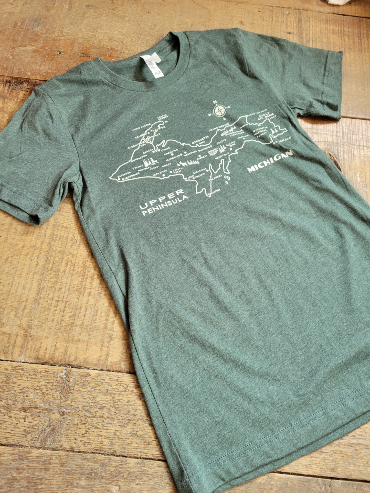 Retro UP map w/towns short sleeve t shirt
