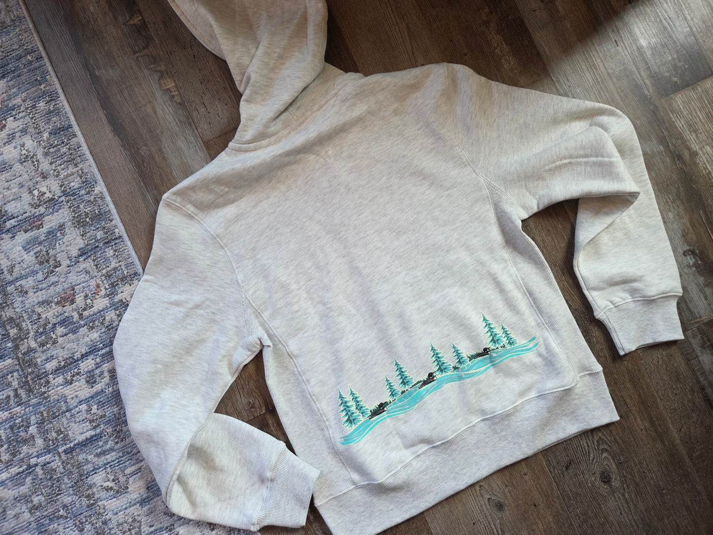 Hoodie with loons on back