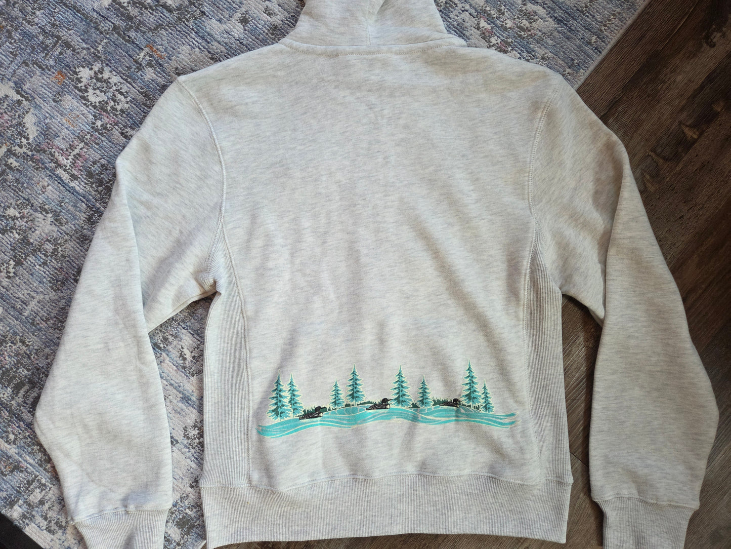 Hoodie with loons on back