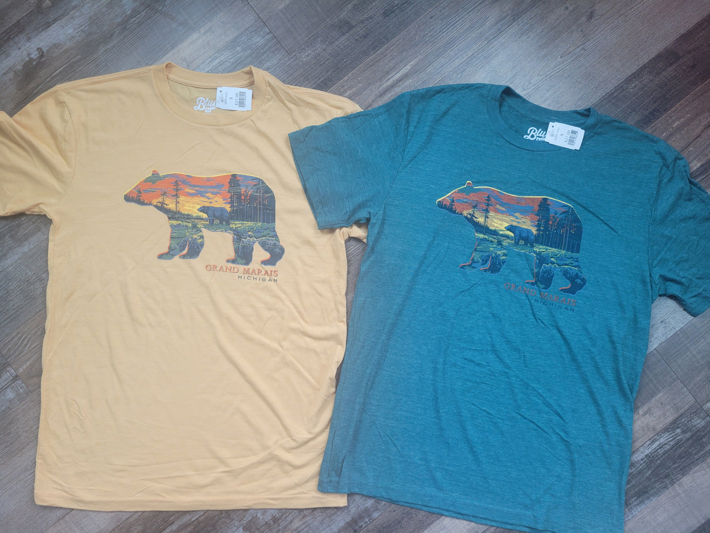 Bear in pines short sleeve