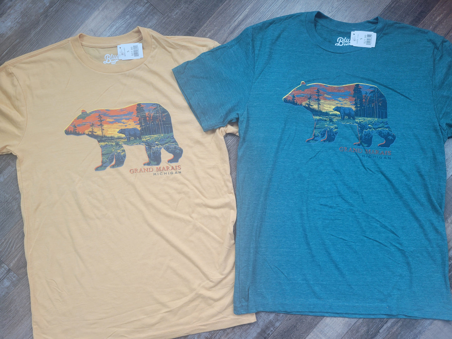 Bear in pines short sleeve
