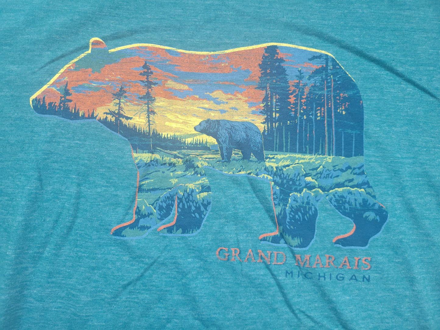 Bear in pines short sleeve