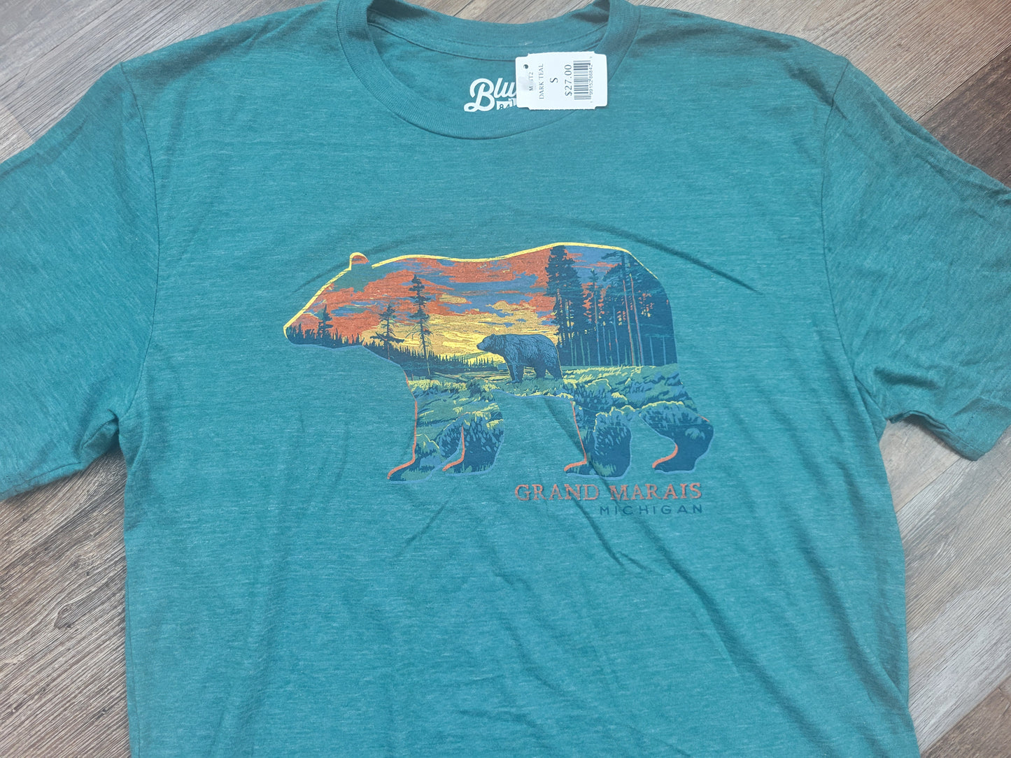 Bear in pines short sleeve