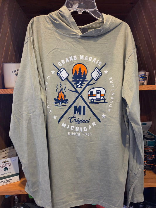 Apex long sleeve hooded shirt