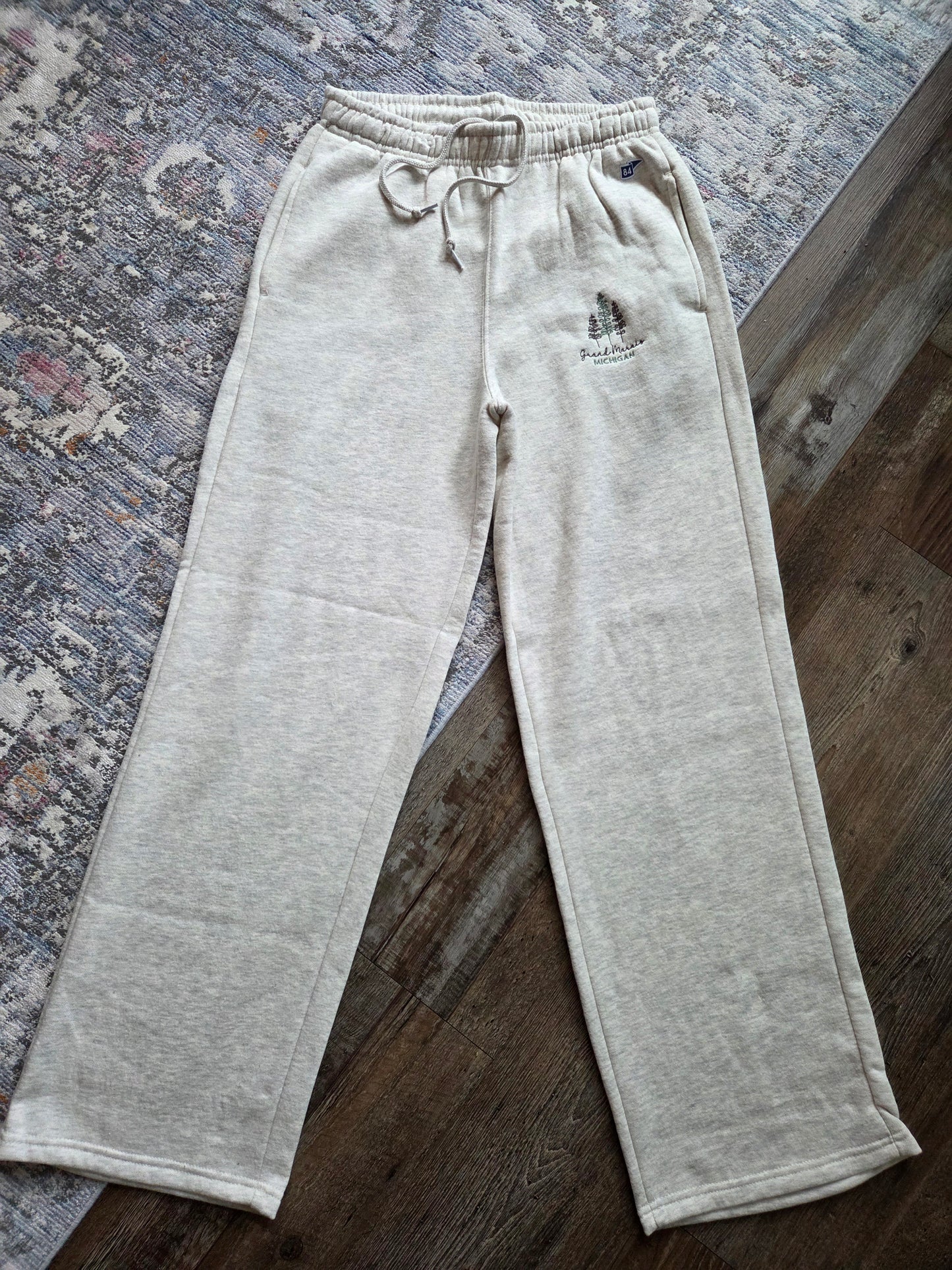 Sweat pants  - oatmeal color or turf green