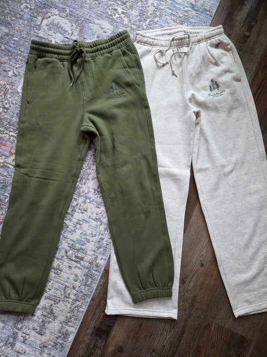 Sweat pants - oatmeal color or turf green