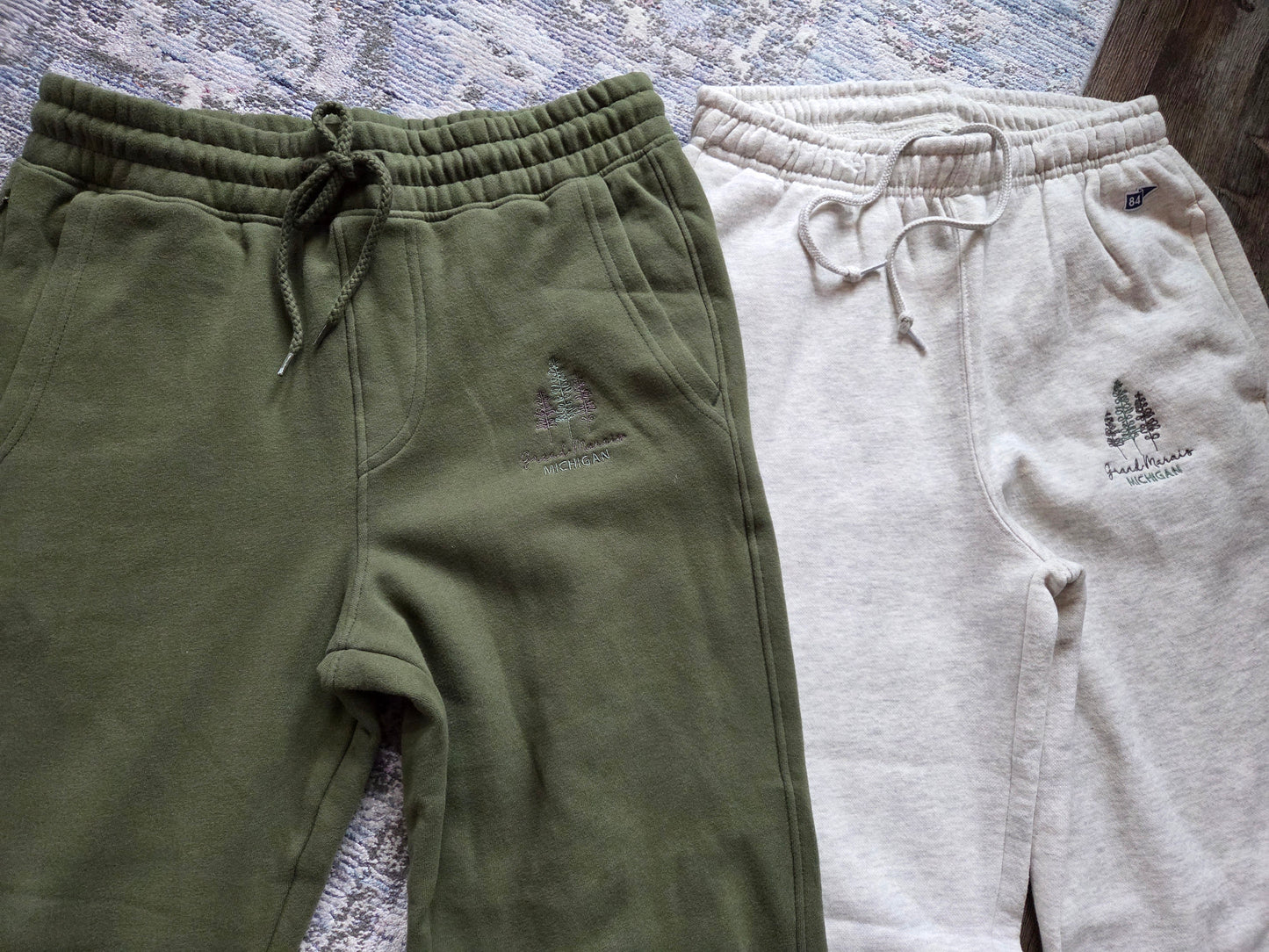 Sweat pants  - oatmeal color or turf green