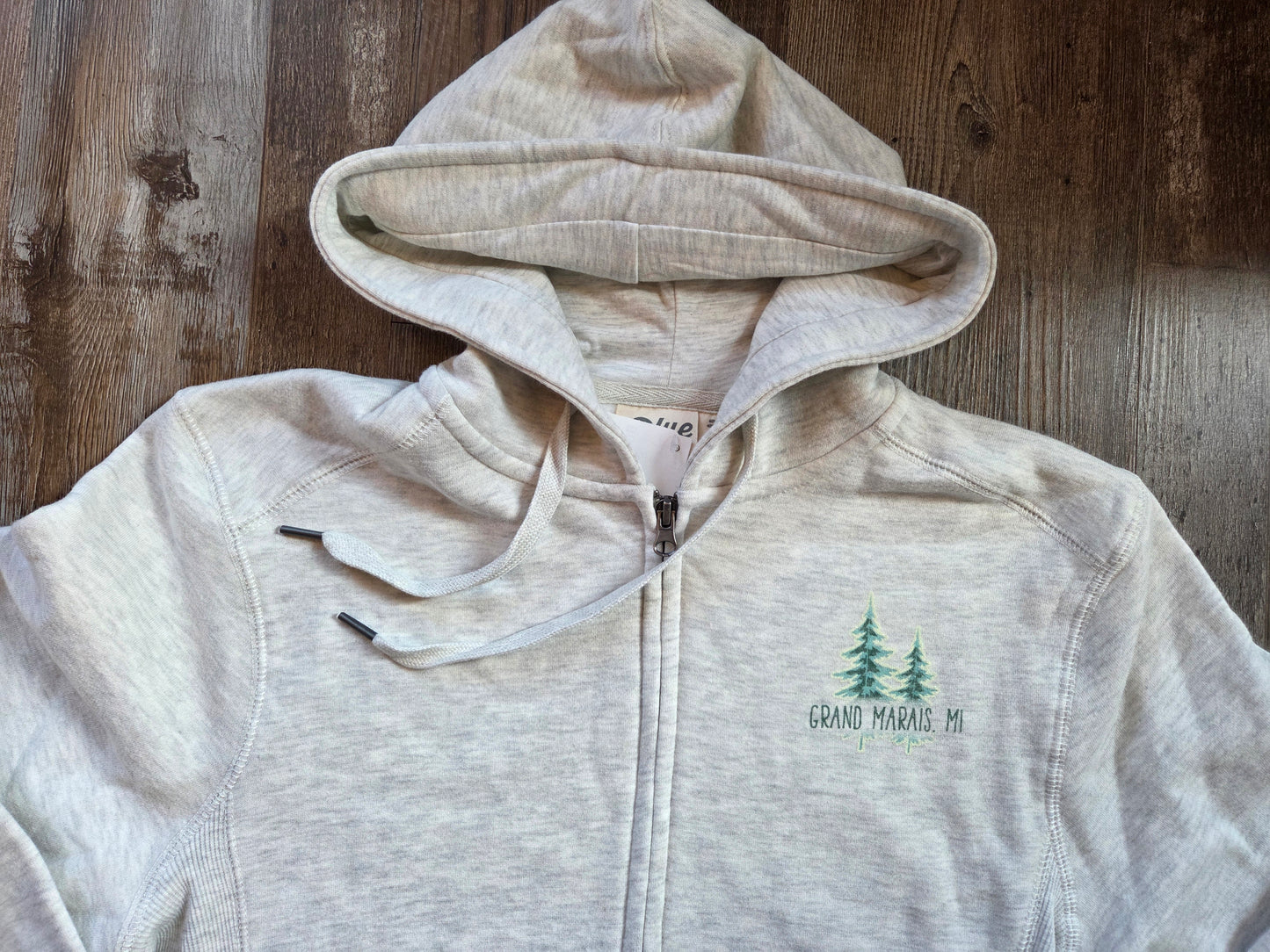 Hoodie with loons on back