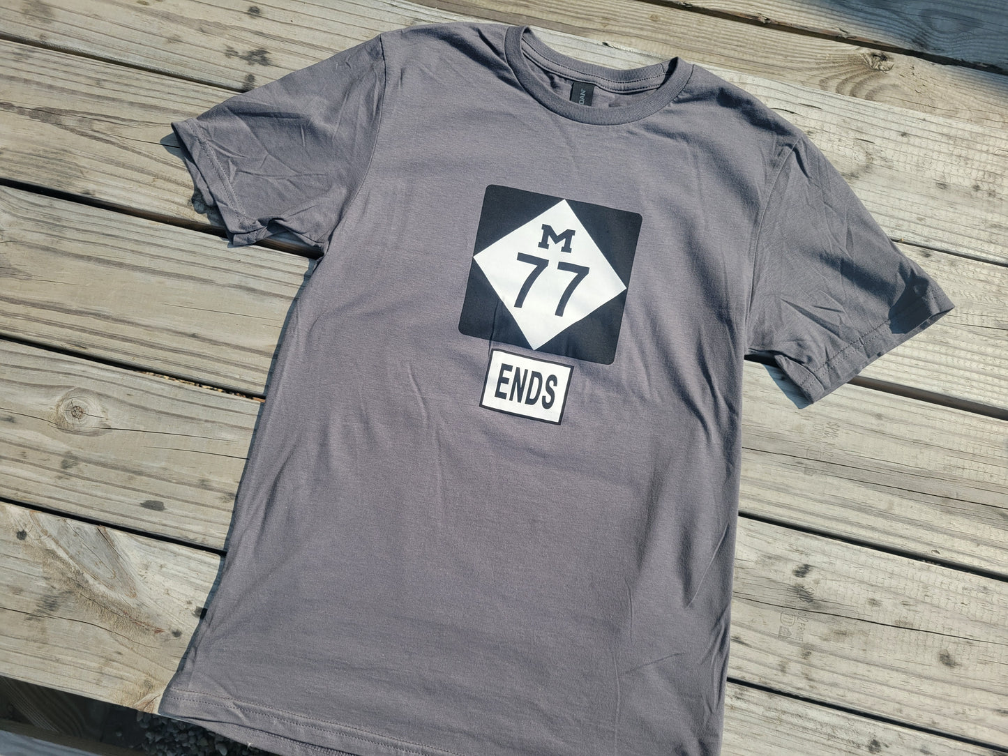 77 ends short sleeve gray