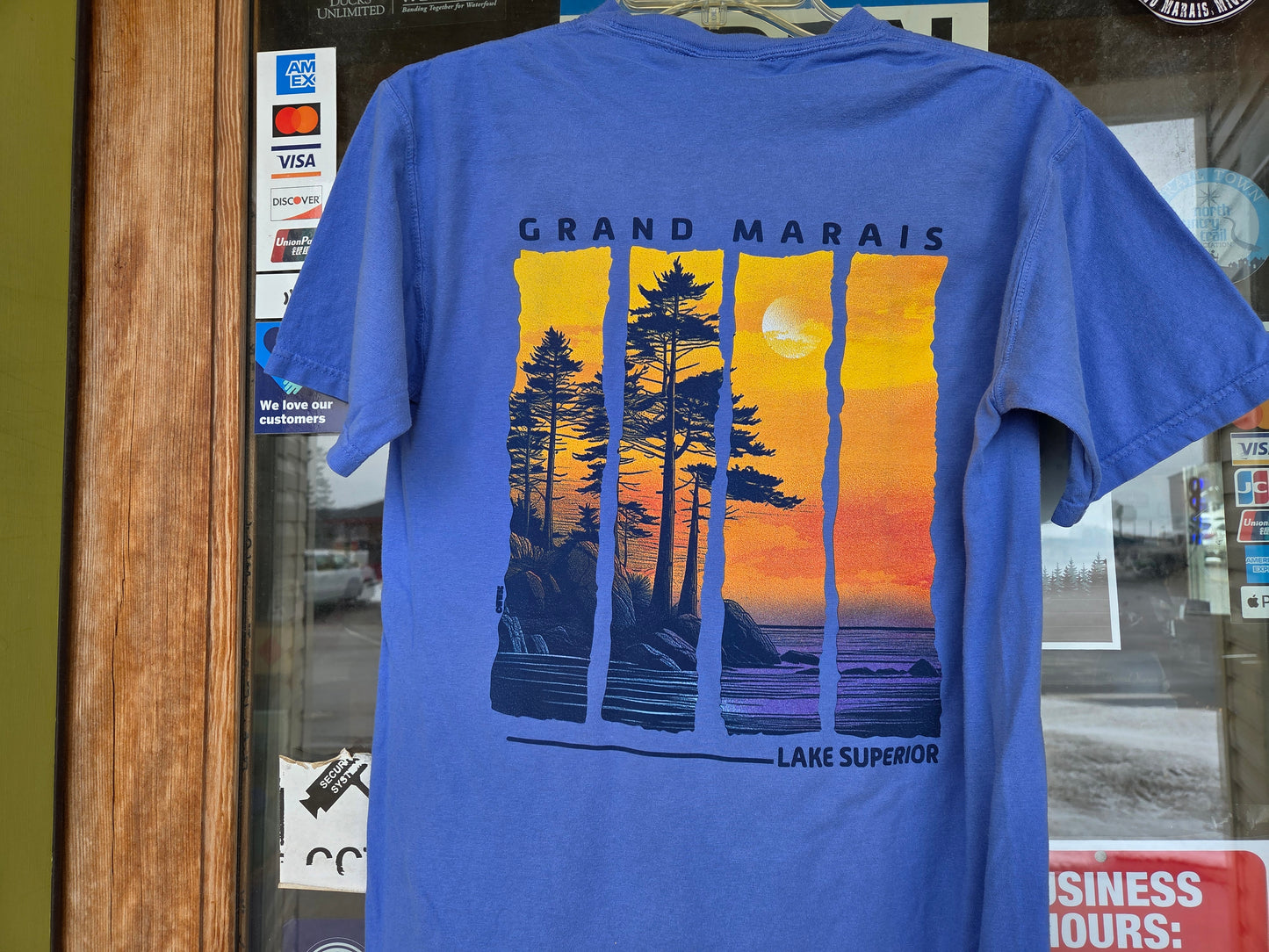 Woods sunset short sleeve