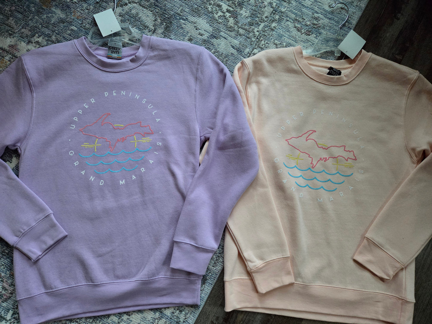 Crew neck sweatshirt - peach or lavender