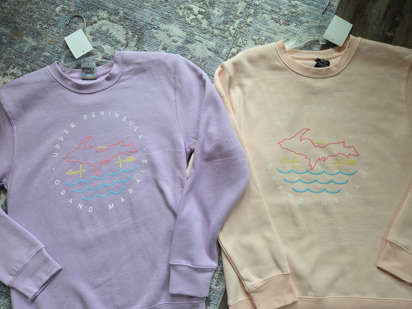 Crew neck sweatshirt - peach or lavender