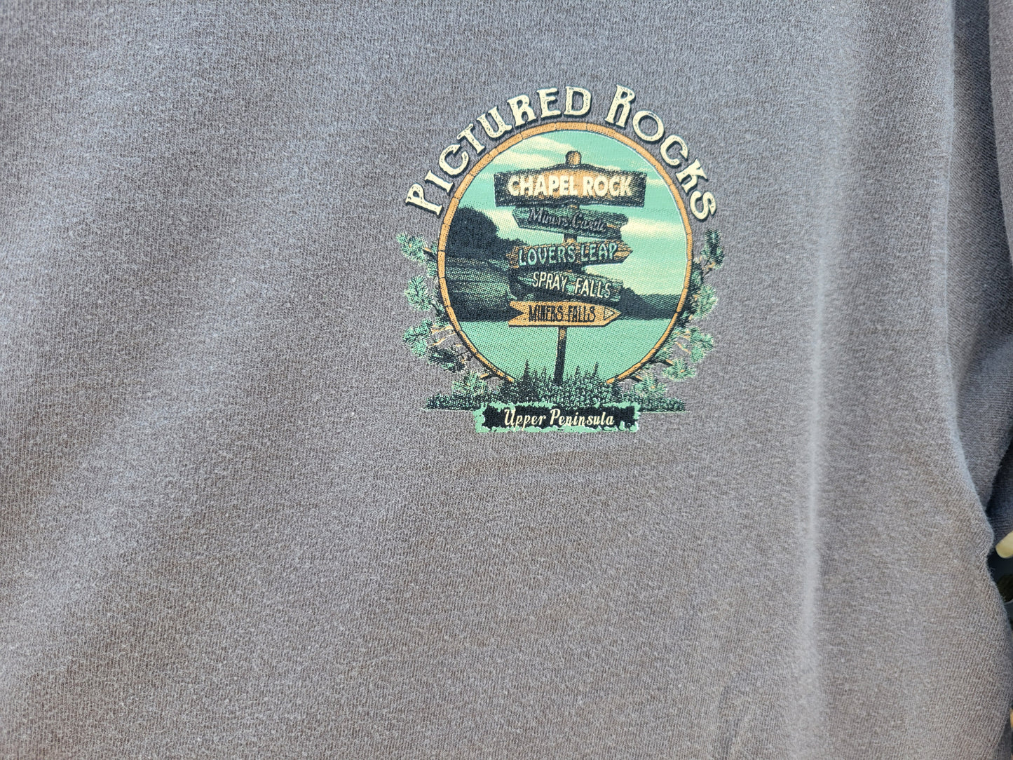 Long sleeve Pictured Rocks brown