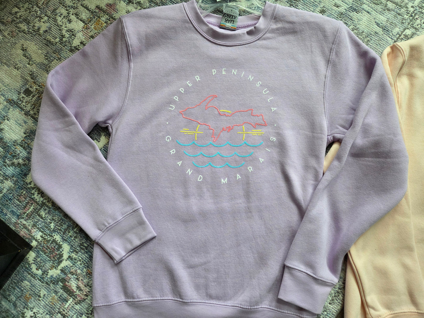 Crew neck sweatshirt - peach or lavender