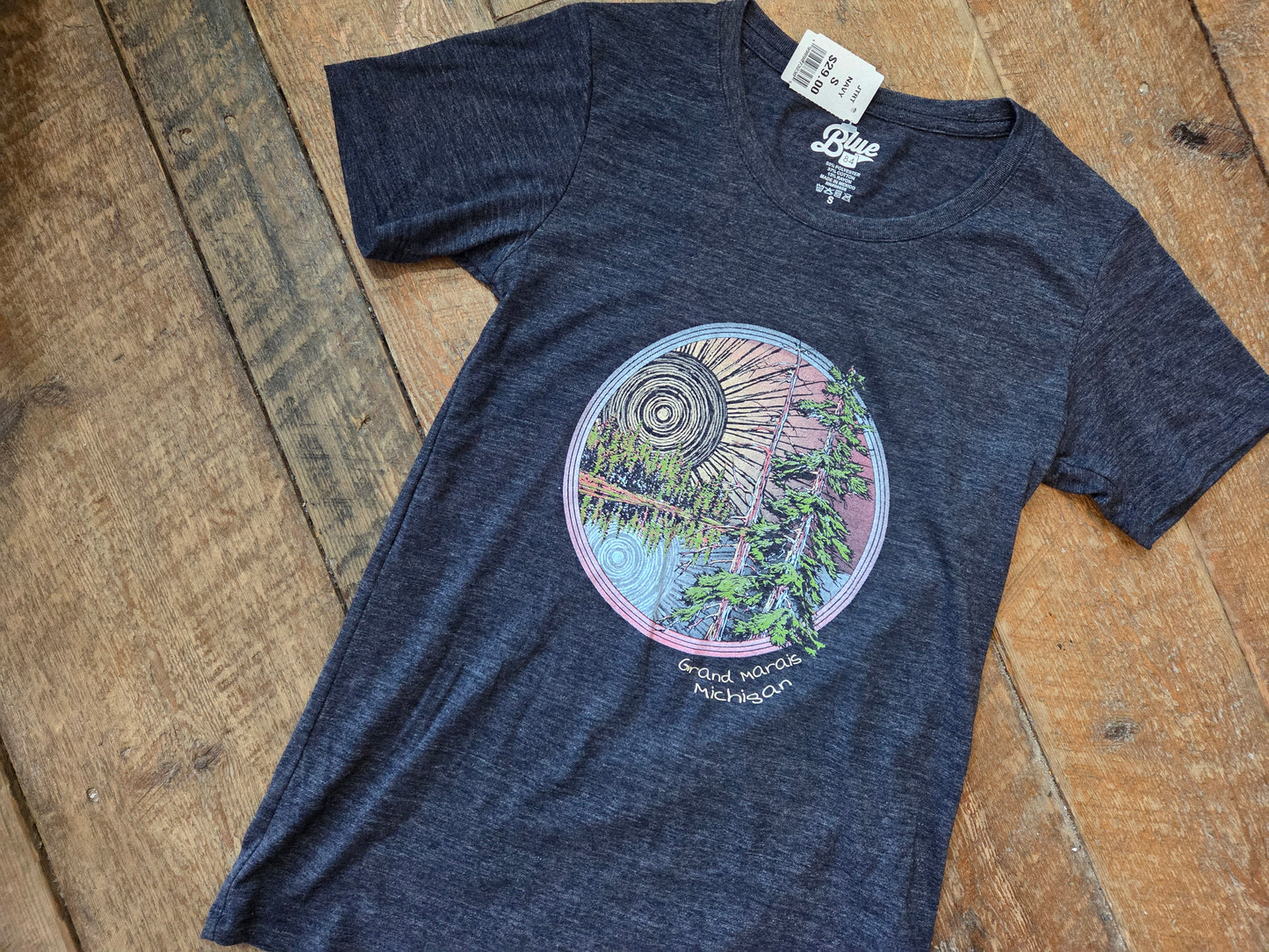 Ladies scoop neck short sleeve