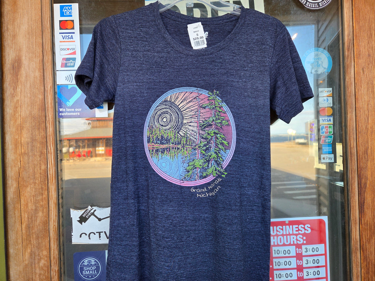 Ladies scoop neck short sleeve