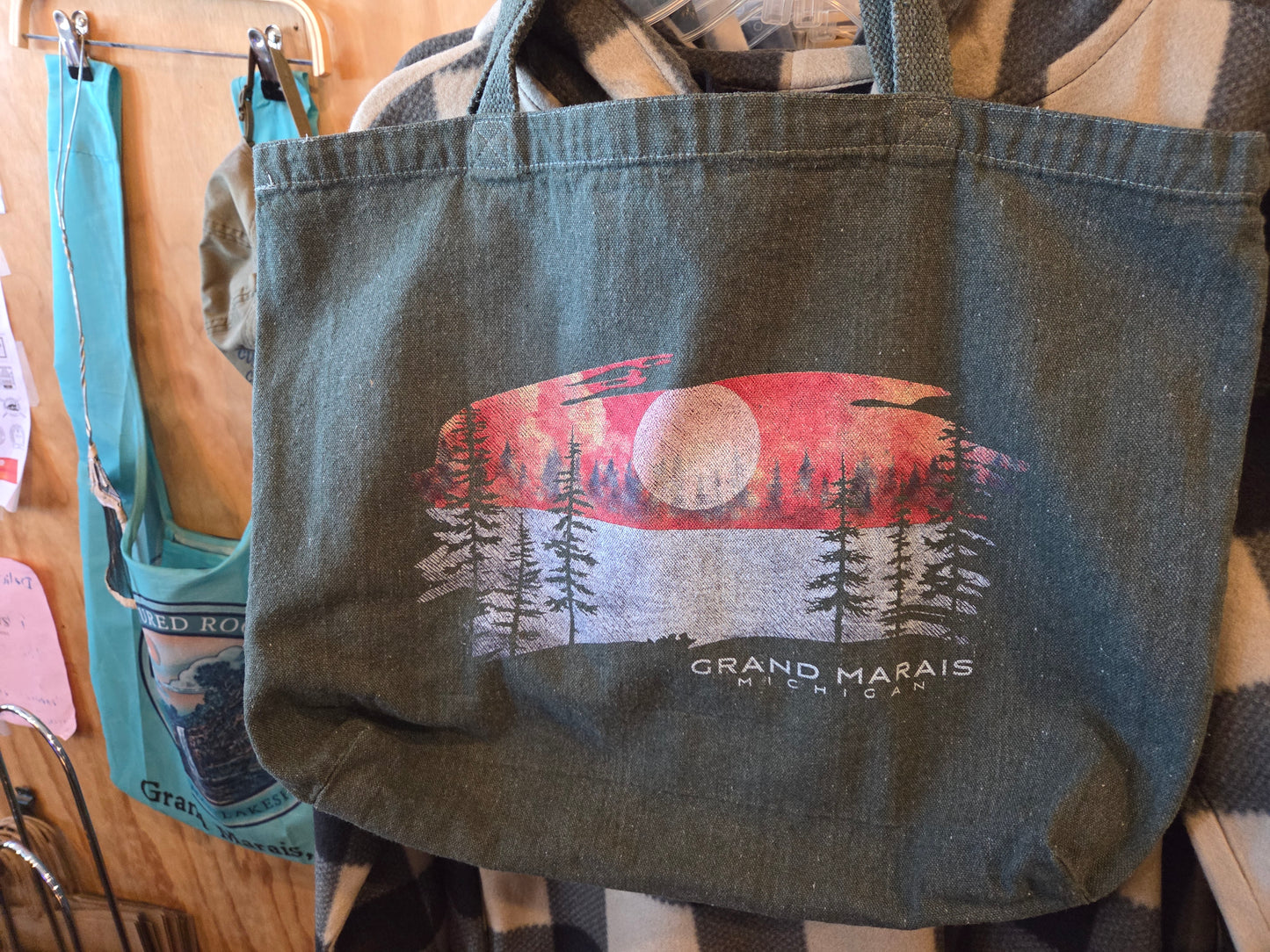 Bag - Grand Marais - Pine or Smoke