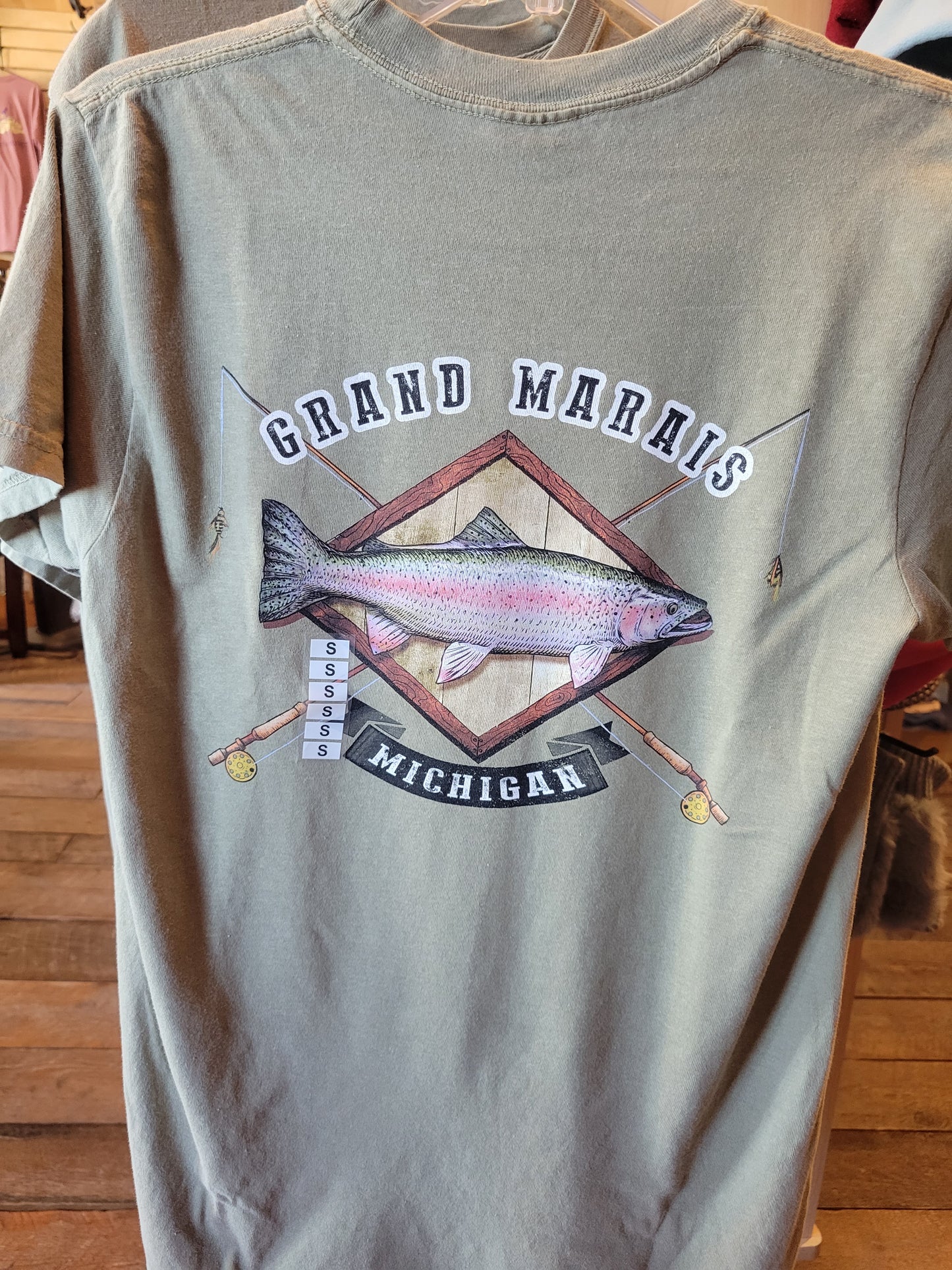 Trophy Trout Short sleeve T shirt - Khaki color