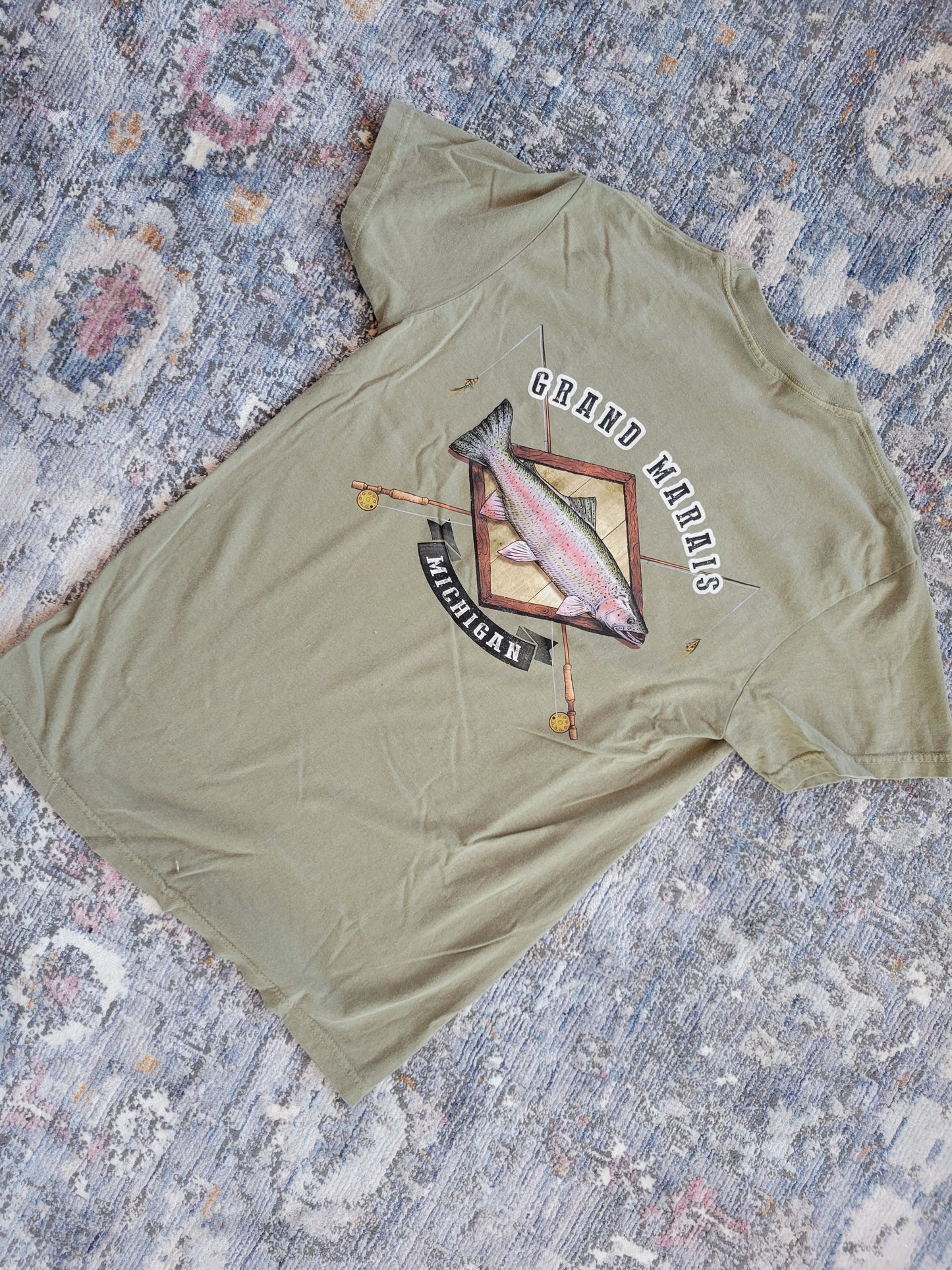 Trophy Trout Short sleeve T shirt - Khaki color