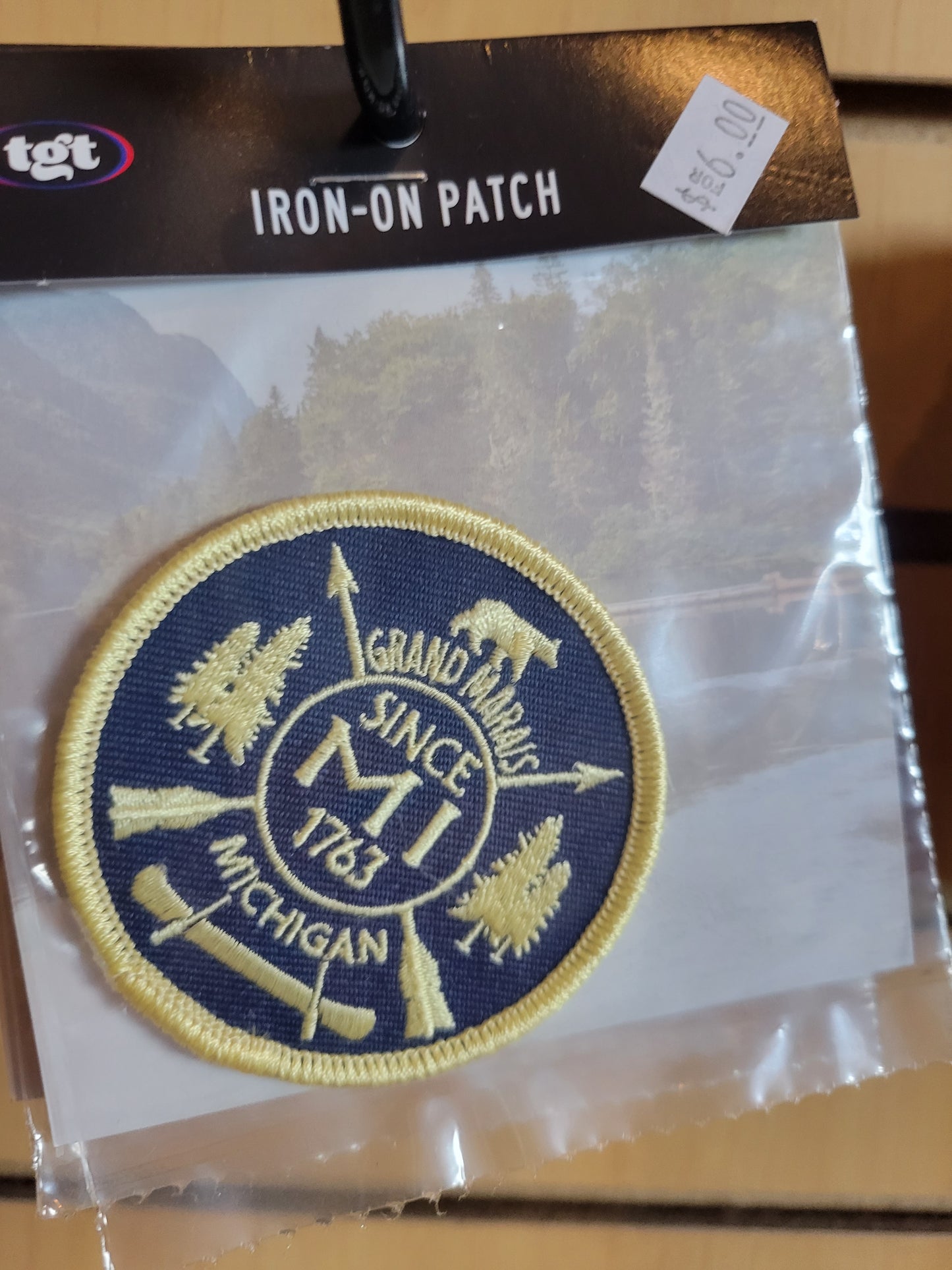 Embroidered patches Grand Marais